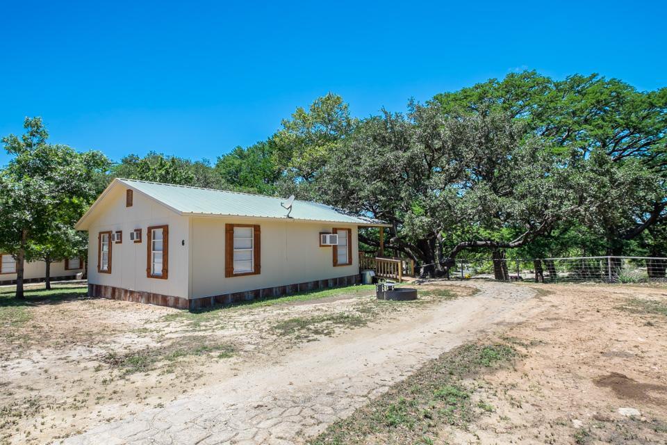 River Bluff Cabins Rio Frio Bagian luar foto