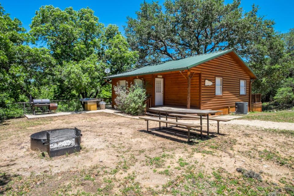 River Bluff Cabins Rio Frio Bagian luar foto